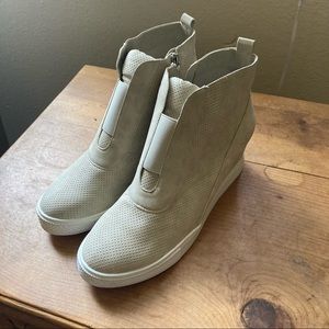 Ankle Boots, New!
